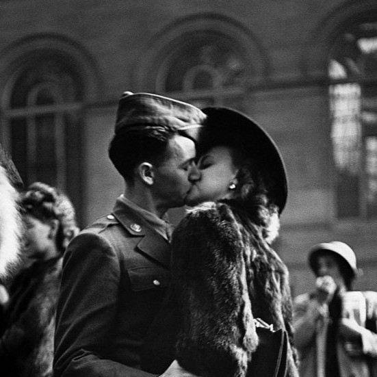 Friends Of Fort Vancouver To Host Hangar Dance Fundraiser